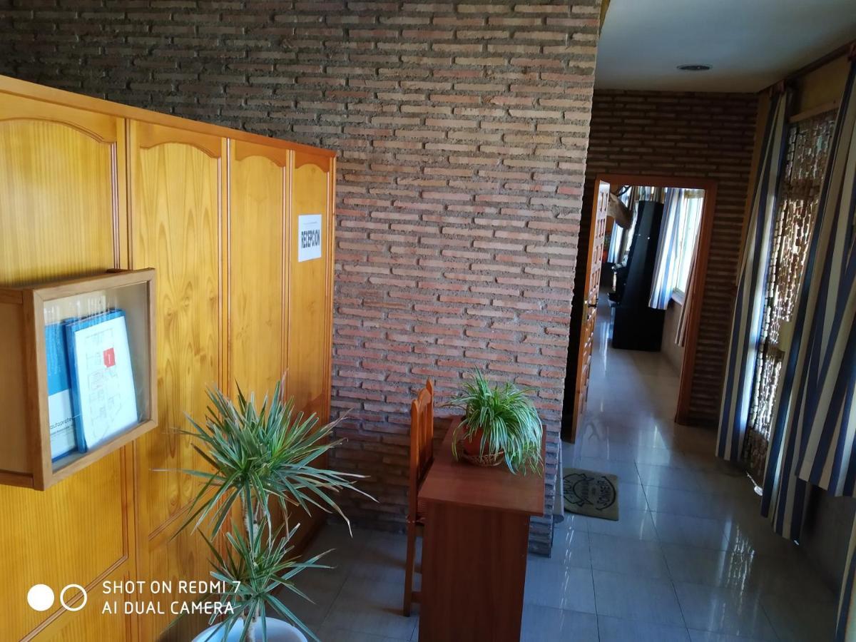 Hostal Restaurante El Parador Alcaracejos ภายนอก รูปภาพ